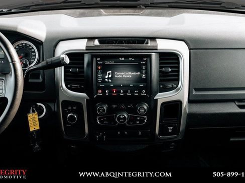 Used 2018 RAM 2500 SLT AWD/4WD image 23