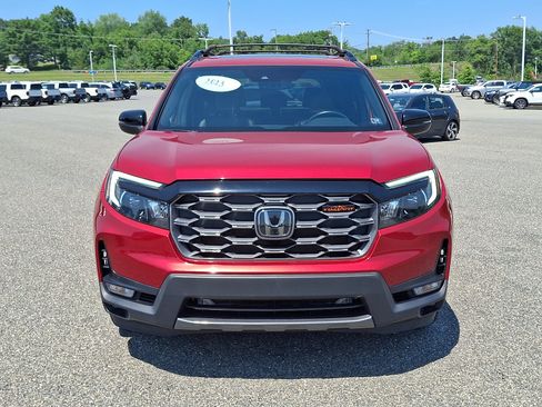 Certified 2023 Honda Passport TrailSport image 2