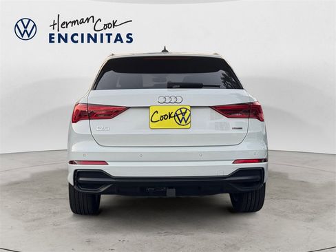 Used 2022 Audi Q3 2.0T Premium Plus image 4