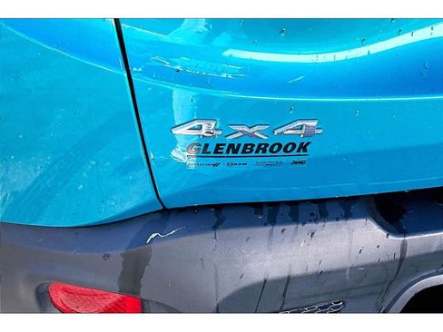 Used 2020 Jeep Renegade Latitude w/ Cold Weather Group image 9