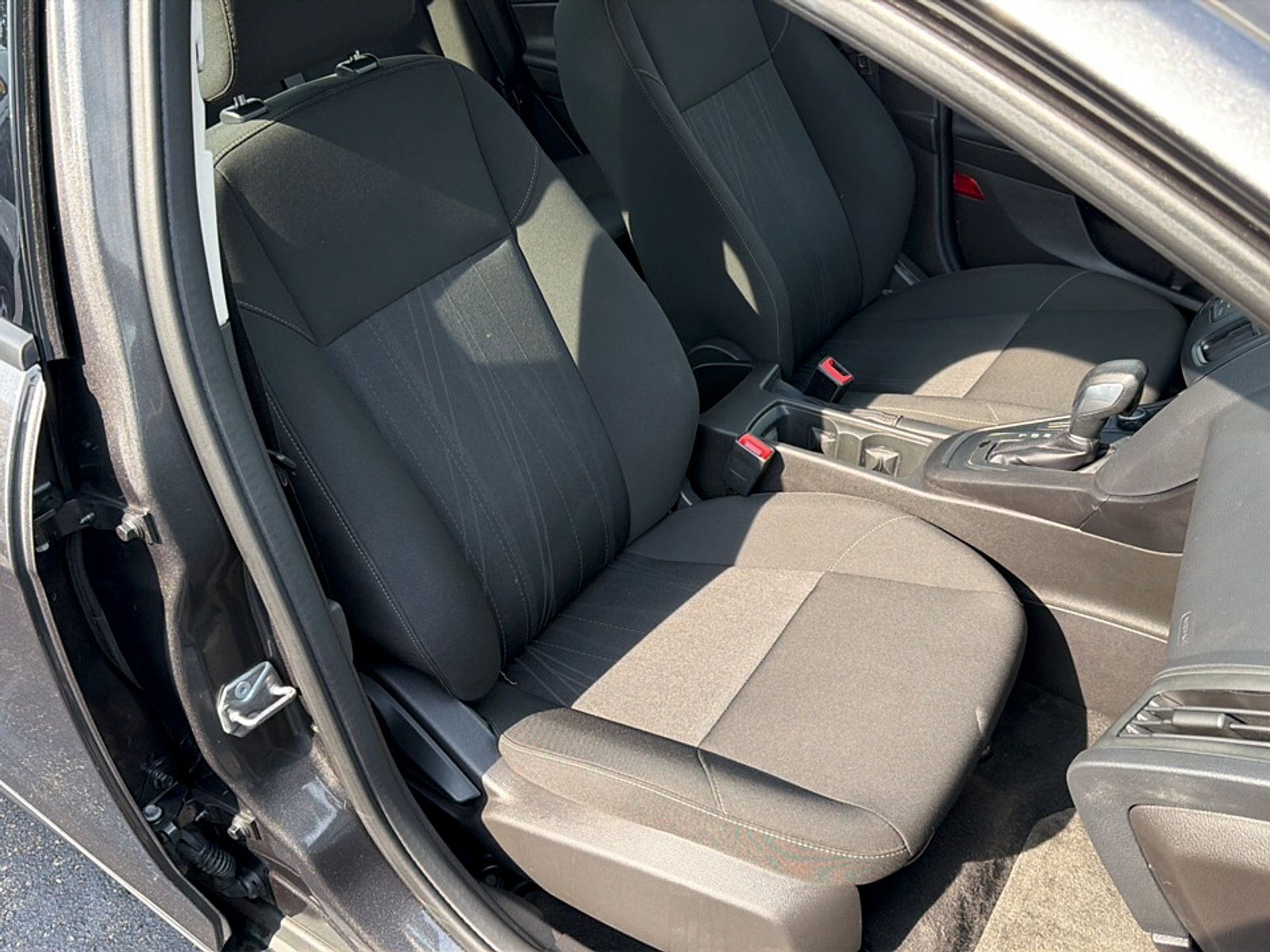 Used 2015 Ford Focus S FWD image 7