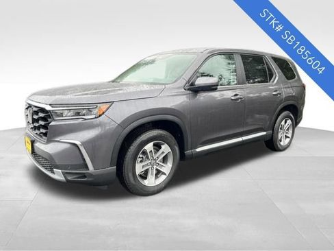 New 2025 Honda Pilot EX-L image 3