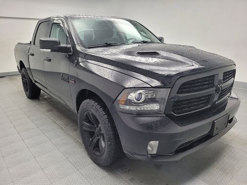 Used 2017 RAM 1500 Sport w/ Black Ram 1500 Sport Group image 13