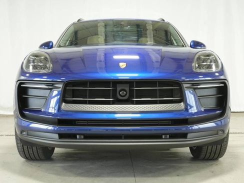 New 2026 Porsche Macan AWD/4WD image 10