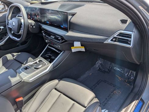 Used 2025 BMW 330i xDrive Sedan AWD/4WD image 9