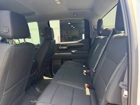 Used 2023 Chevrolet Silverado 1500 LT Trail Boss AWD/4WD image 16