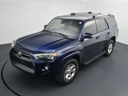 Used 2020 Toyota 4Runner SR5 Premium w/ Moonroof Package AWD/4WD image 12