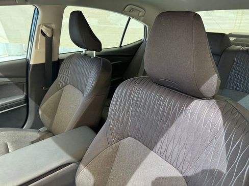 Used 2025 Toyota Camry LE w/ Convenience Package FWD image 32