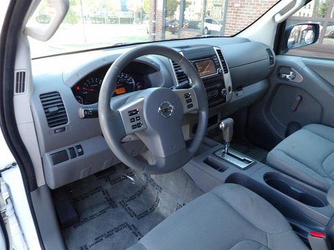 Used 2017 Nissan Frontier S image 16