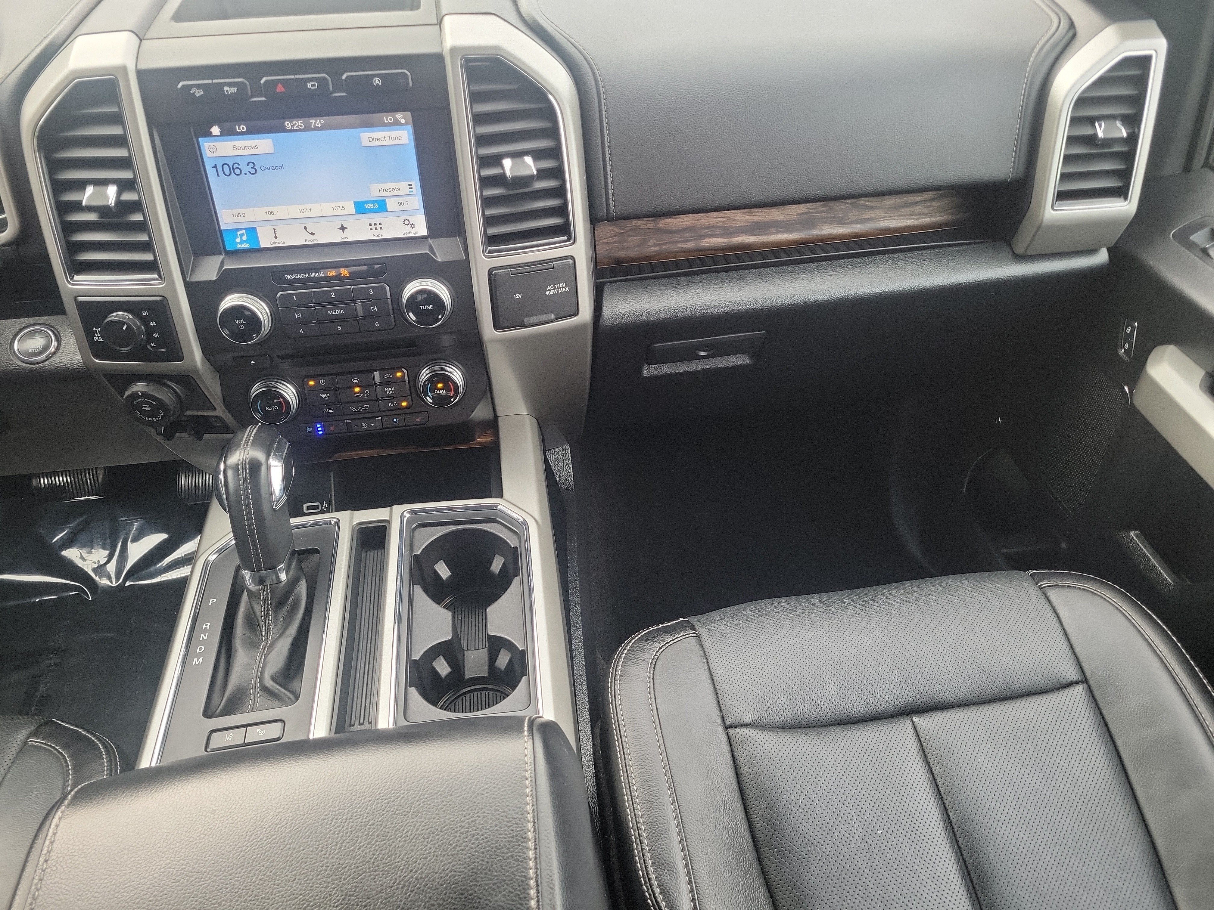 Used 2018 Ford F150 Lariat w/ Equipment Group 502A Luxury AWD/4WD image 17