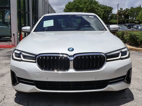 Used 2023 BMW 530e w/ Convenience Package RWD image 10