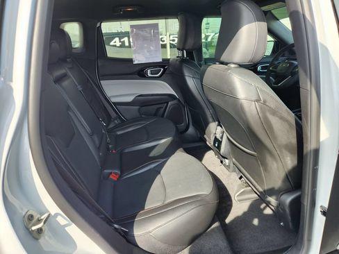 Used 2024 Jeep Compass Limited w/ Elite Group AWD/4WD image 12