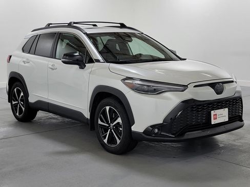 Certified 2025 Toyota Corolla Cross AWD Hybrid image 2
