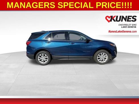 Used 2020 Chevrolet Equinox LT w/ Driver Convenience Package FWD image 3