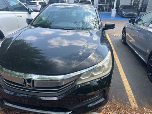 Used 2016 Honda Accord EX image 17