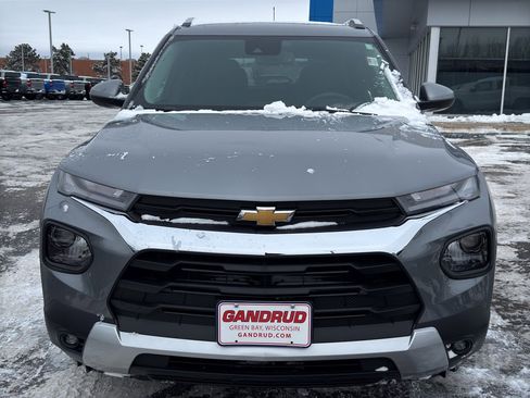 Used 2023 Chevrolet TrailBlazer LT w/ Convenience Package image 3