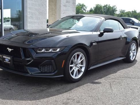 Used 2024 Ford Mustang GT Premium RWD image 12