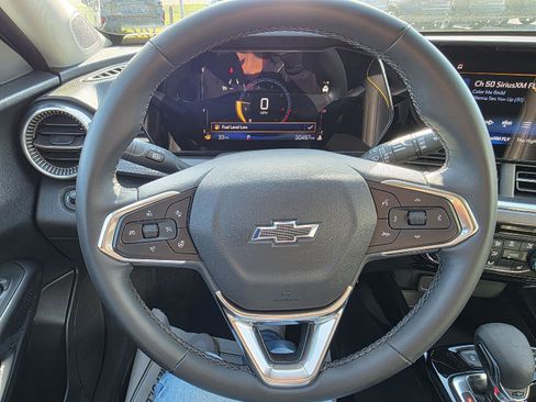 Used 2024 Chevrolet Trax ACTIV image 15