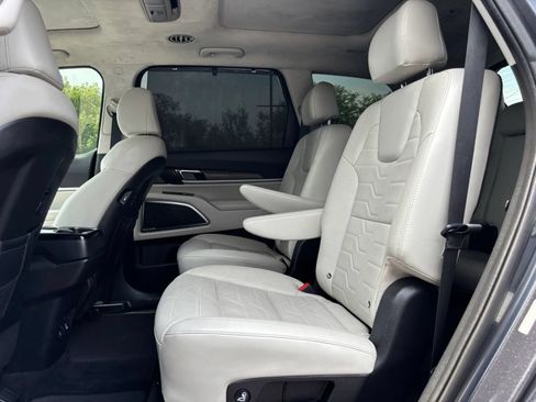 Used 2022 Kia Telluride SX w/ SX Prestige Package AWD/4WD image 18