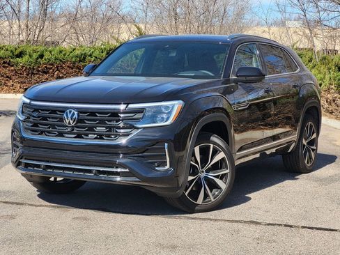 New 2025 Volkswagen Atlas Cross Sport SEL Premium R-Line image 1