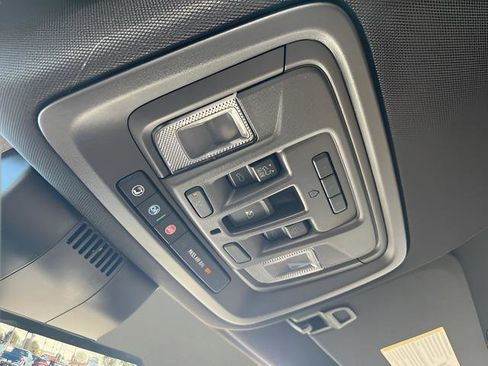 New 2026 GMC Sierra 1500 Denali AWD/4WD image 23