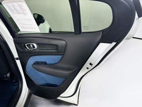 Used 2023 Volvo C40 P8 Recharge Plus AWD/4WD image 31