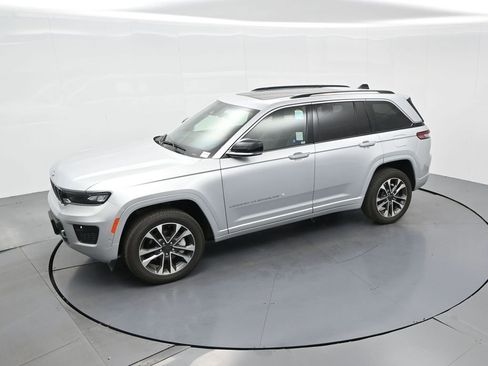 Used 2023 Jeep Grand Cherokee Overland image 55