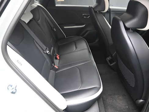 New 2026 Kia K4 EX FWD image 36