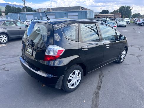 Used 2011 Honda Fit image 3