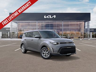 New 2025 Kia Soul LX