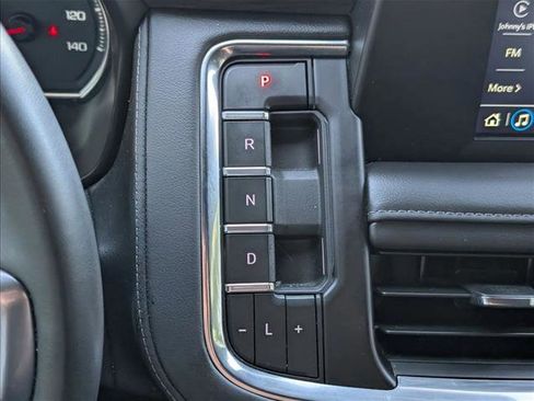 Used 2024 Chevrolet Tahoe LS RWD image 17