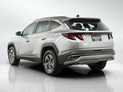 Used 2025 Hyundai Tucson Blue AWD/4WD image 3