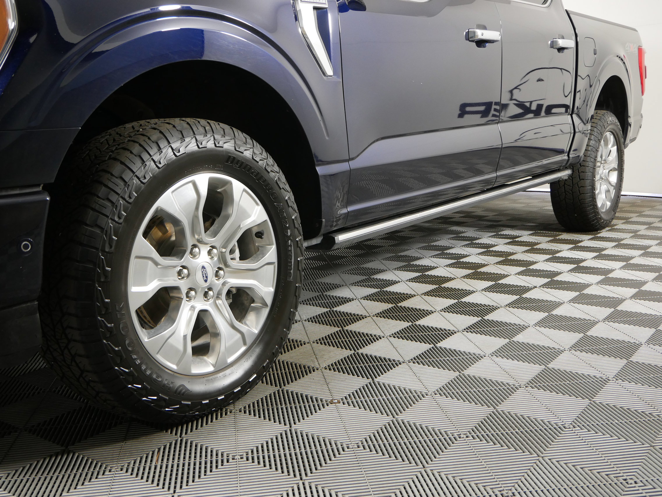 Used 2022 Ford F150 Platinum w/ Equipment Group 701A High AWD/4WD image 2