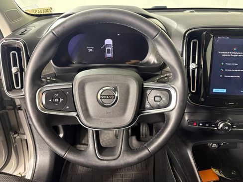 Used 2023 Volvo XC40 B5 Plus w/ Driver Assist Package AWD/4WD image 22
