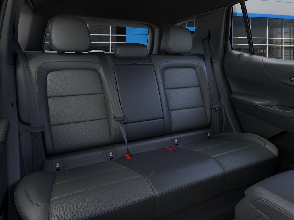 New 2027 Chevrolet Equinox LT w/ Convenience Package II FWD image 17