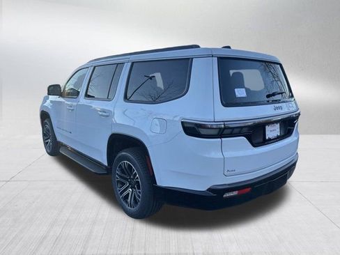 New 2026 Jeep Grand Wagoneer 2WD image 7