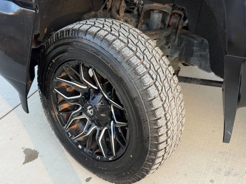 Used 2015 Chevrolet Silverado 2500 High Country image 6