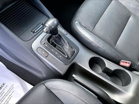 Used 2016 Kia Forte EX w/ EX Premium Package image 16