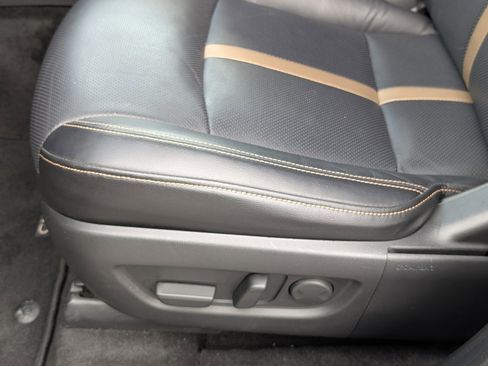 Used 2025 MAZDA CX-90 3.3 Turbo w/ Premium Plus Pkg image 10