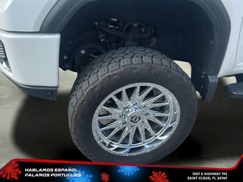 Used 2022 GMC Sierra 2500 Denali w/ Denali Ultimate Package AWD/4WD image 30