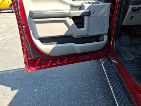 Used 2015 Ford F150 XLT w/ Equipment Group 301A Mid RWD image 10