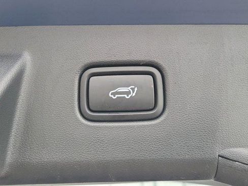 Used 2024 Hyundai Tucson Limited image 8