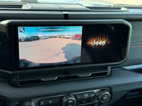 New 2026 Jeep Gladiator Mojave image 14