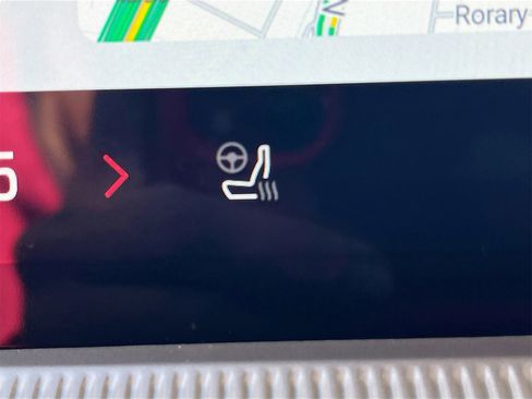 Used 2025 Ford Explorer Active w/ Active Comfort Package image 20