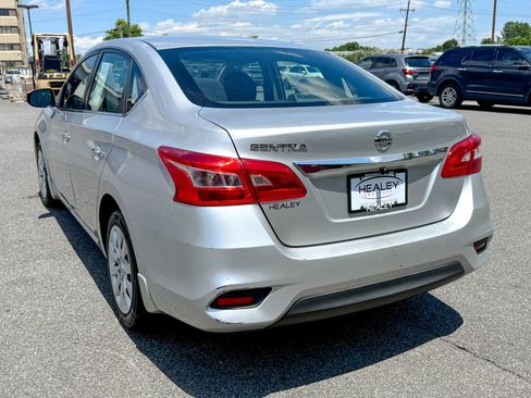 Used 2016 Nissan Sentra S FWD image 5