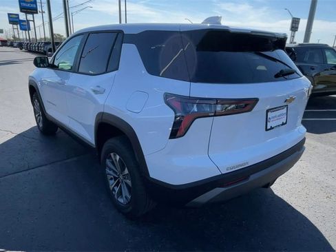 New 2026 Chevrolet Equinox LT w/ LPO, Floor Liner Package image 8