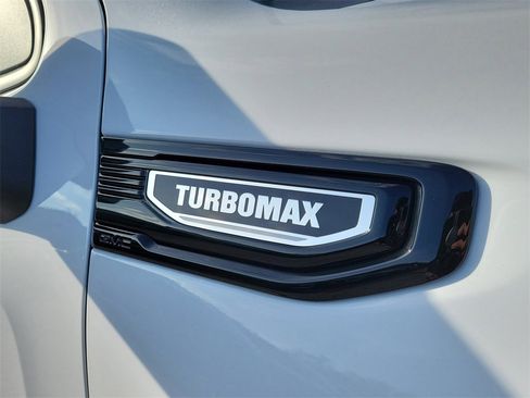 New 2026 GMC Sierra 1500 Elevation image 7