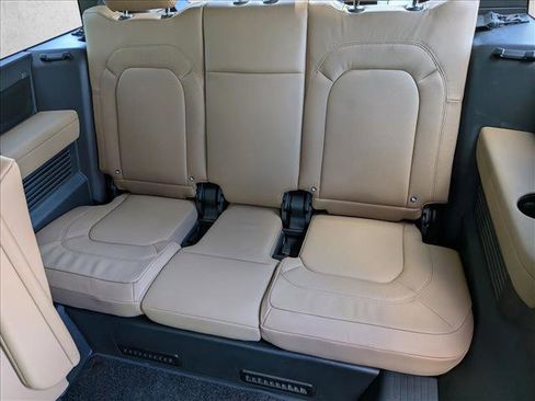 New 2026 Land Rover Defender 130 X-Dynamic SE image 16