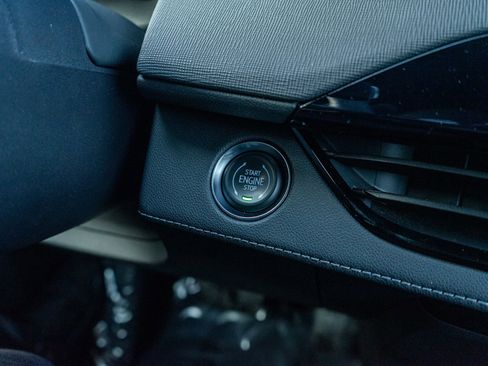 Used 2025 Buick Enclave Preferred image 23