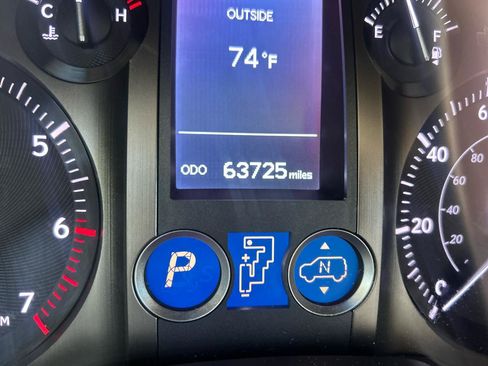 Used 2019 Lexus GX 460 Luxury AWD/4WD image 15